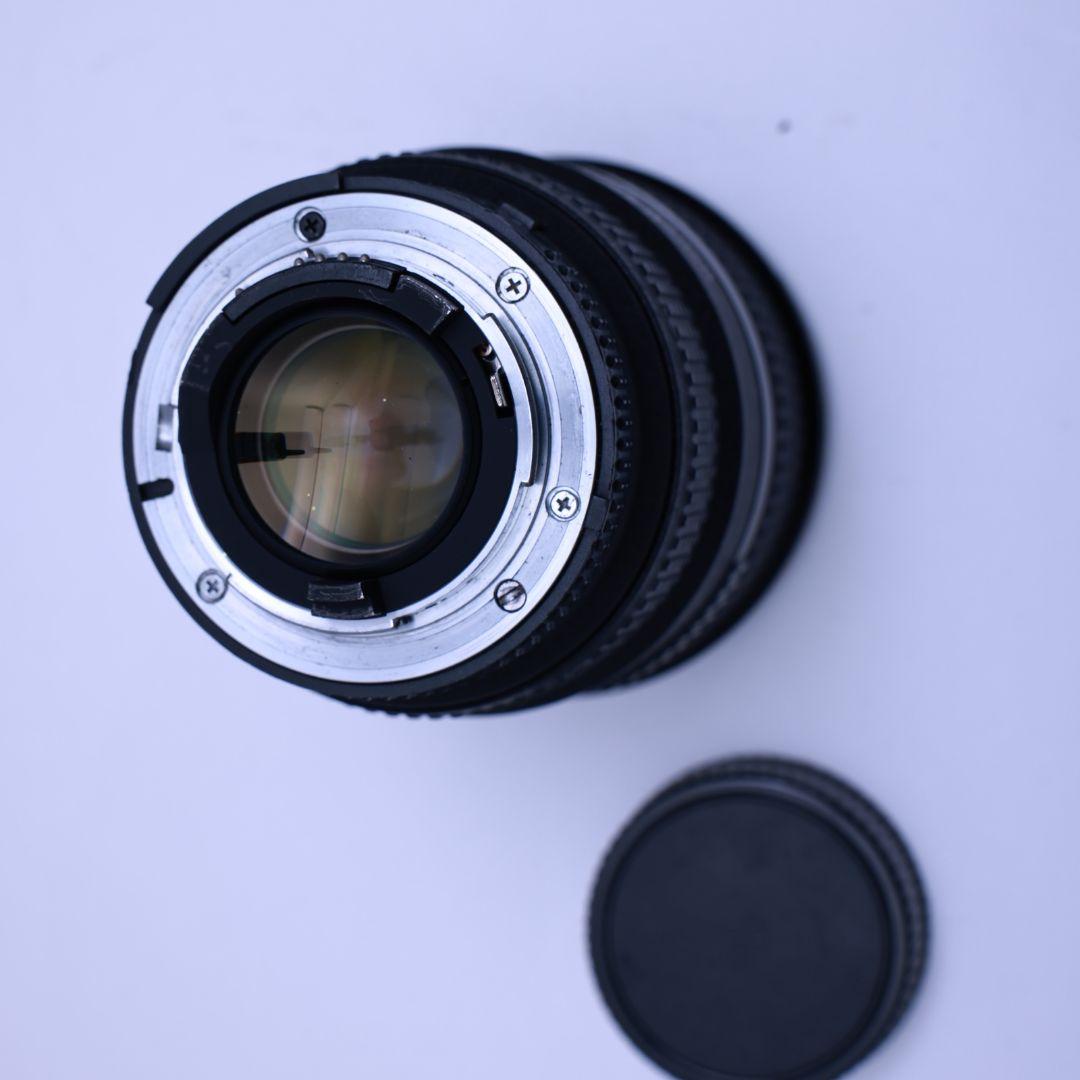 Nikon AF NIKKOR 20-35mm F2.8 D ニコン