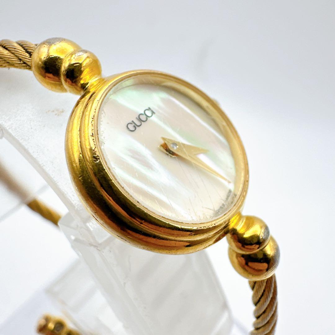 良品 稼動品 GUCCI グッチ レディース腕時計 ゴールド バングル シェル
