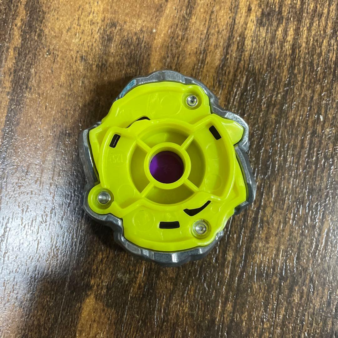 【限定新品】オロチクラスタ6-60LF ベイブレードX あ1