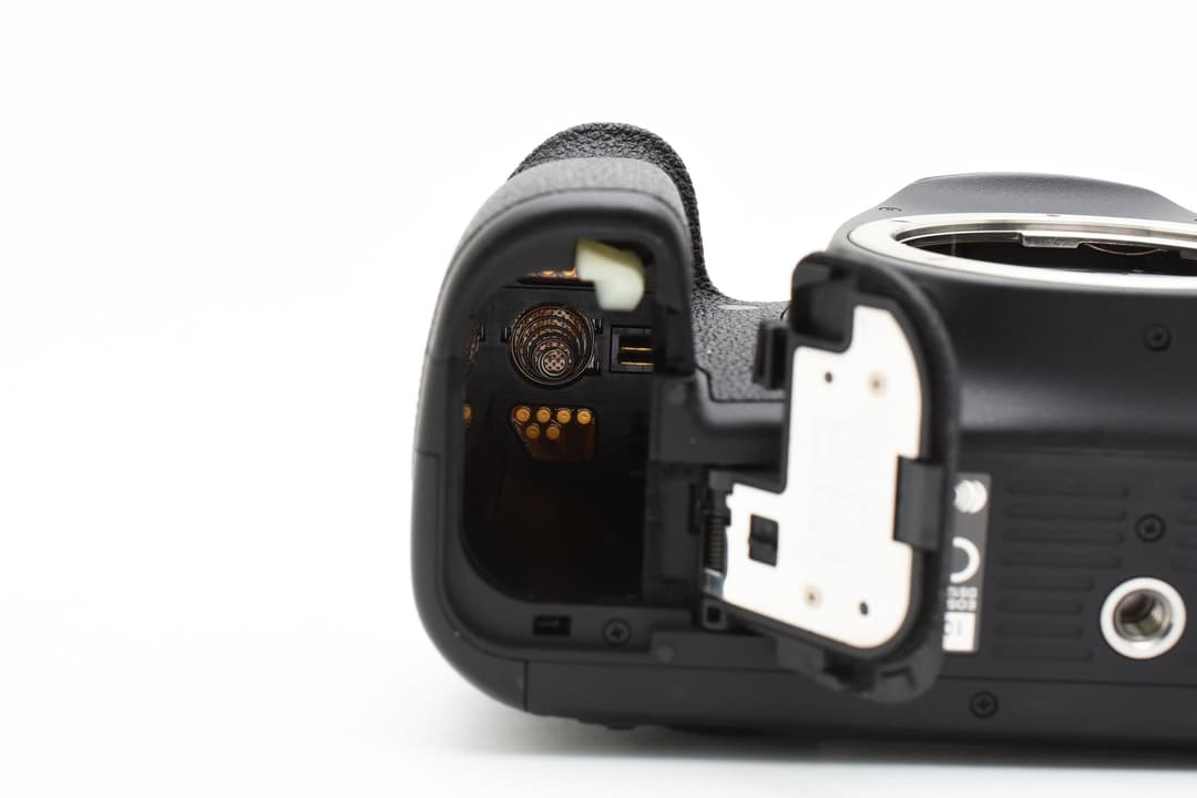 Canon EOS 6D ショット数24881回 キャノン ボディ #8109