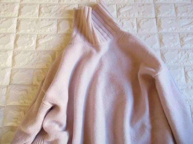 トゥモローランド 上質 カシミヤ混 オーバーサイズ ハイネック ニット 淡ピンク