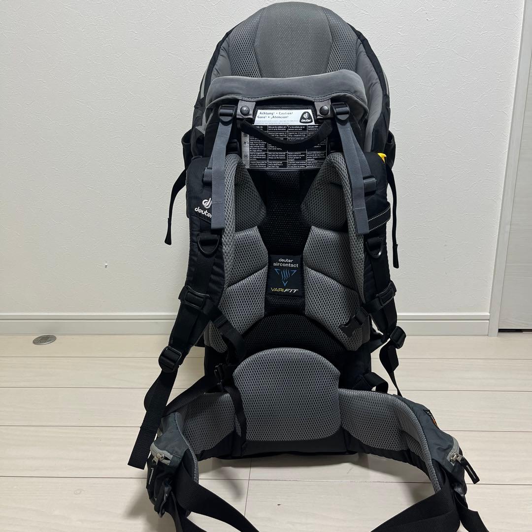 deuter Kid Comfort III ブラック/グレー