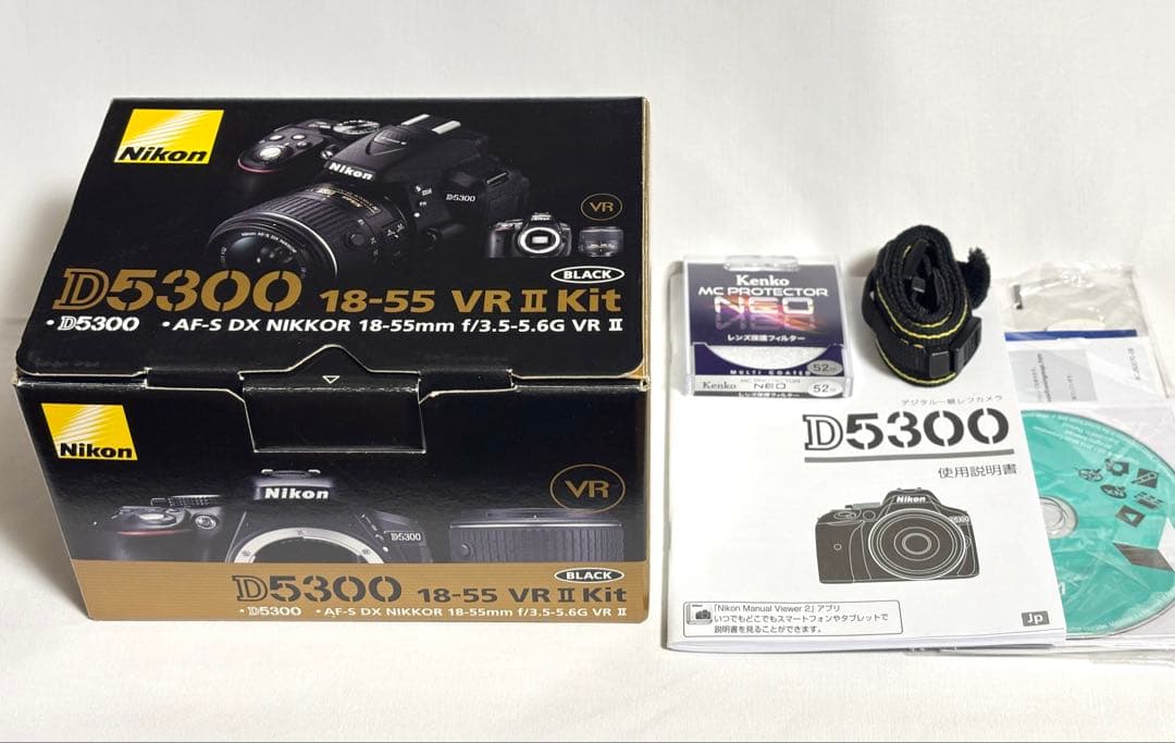 【ほぼ新品 元箱付き 付属品多数】 Nikon D5300 レンズキット