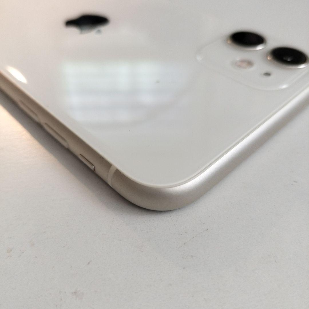 iPhone 11 ホワイト 128 GB simフリー（au）