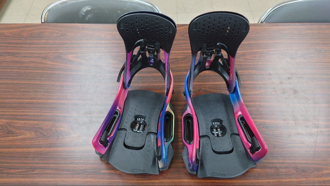 Burton Step On Genesis EST バインディング