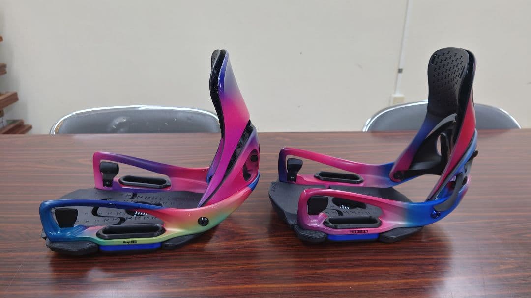 Burton Step On Genesis EST バインディング