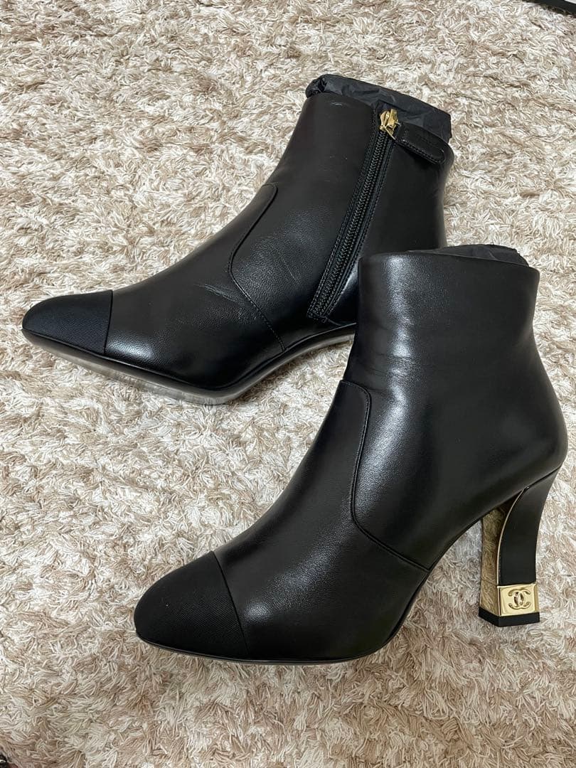 (新品)CHANEL ccロゴ レザー ショートブーツ