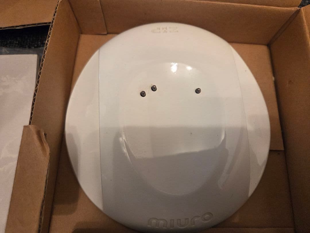 ★現状★ZMP miuro 自走式 音楽プレーヤー ロボットミューロ MR100