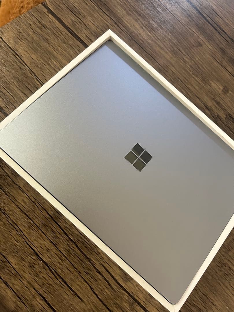 Microsoft Surface Laptop Go3 シルバー
