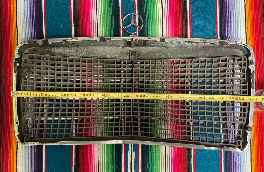 縦目Mercedes-Benz グリル 114-115