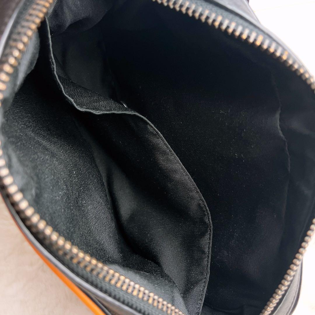 美品☆COACHコーチ ショルダーカメラバッグ メンズ レザー シグネチャー