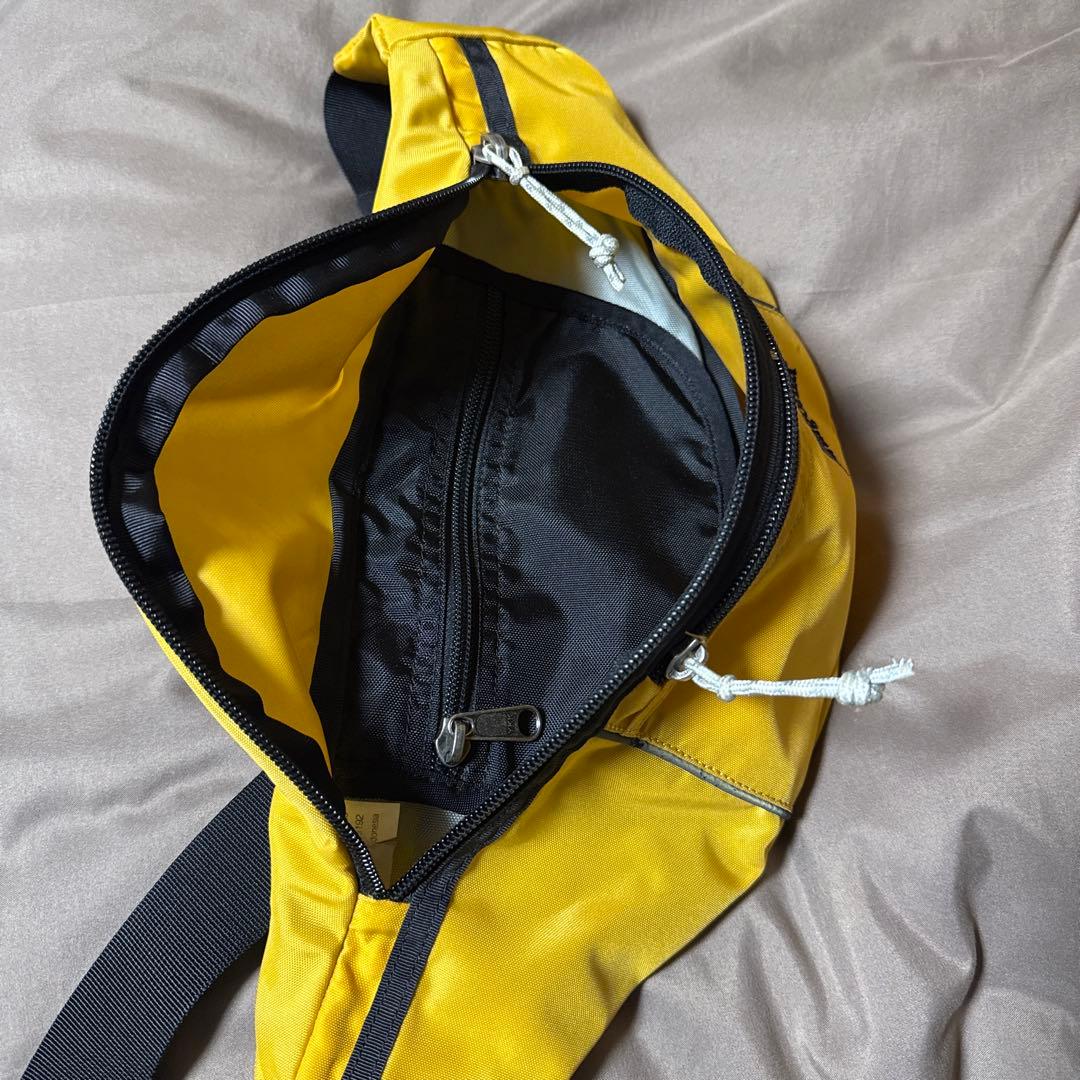 patagonia ボディバッグ イエロー