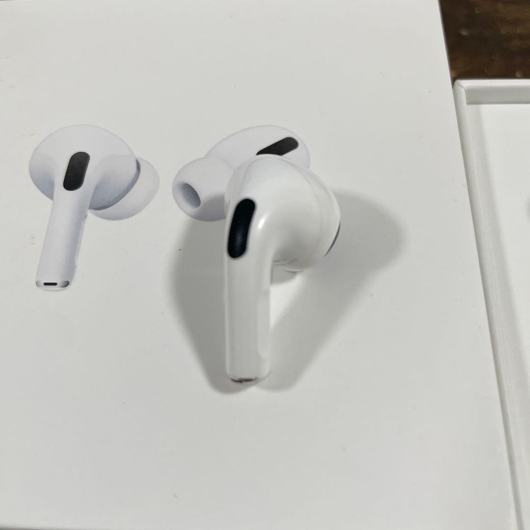 AirPods Pro (第1世代)APPLE MLWK3J/A WHITE