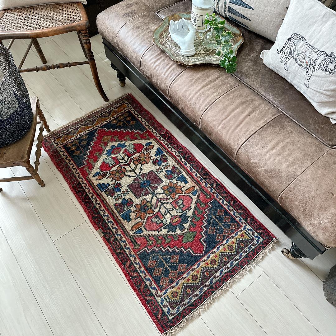 トルコヴィンテージラグ A36 スモールラグ ネイビー レッド マスタード