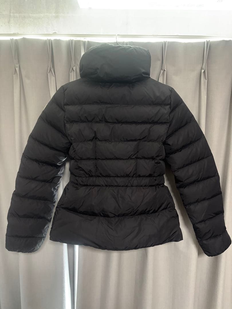 MONCLER 黒 ダウンジャケット ウエストリボン付き