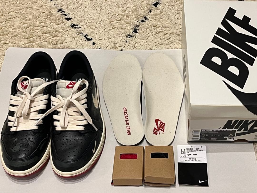 Nike Air Jordan 1 ブラック/ホワイト