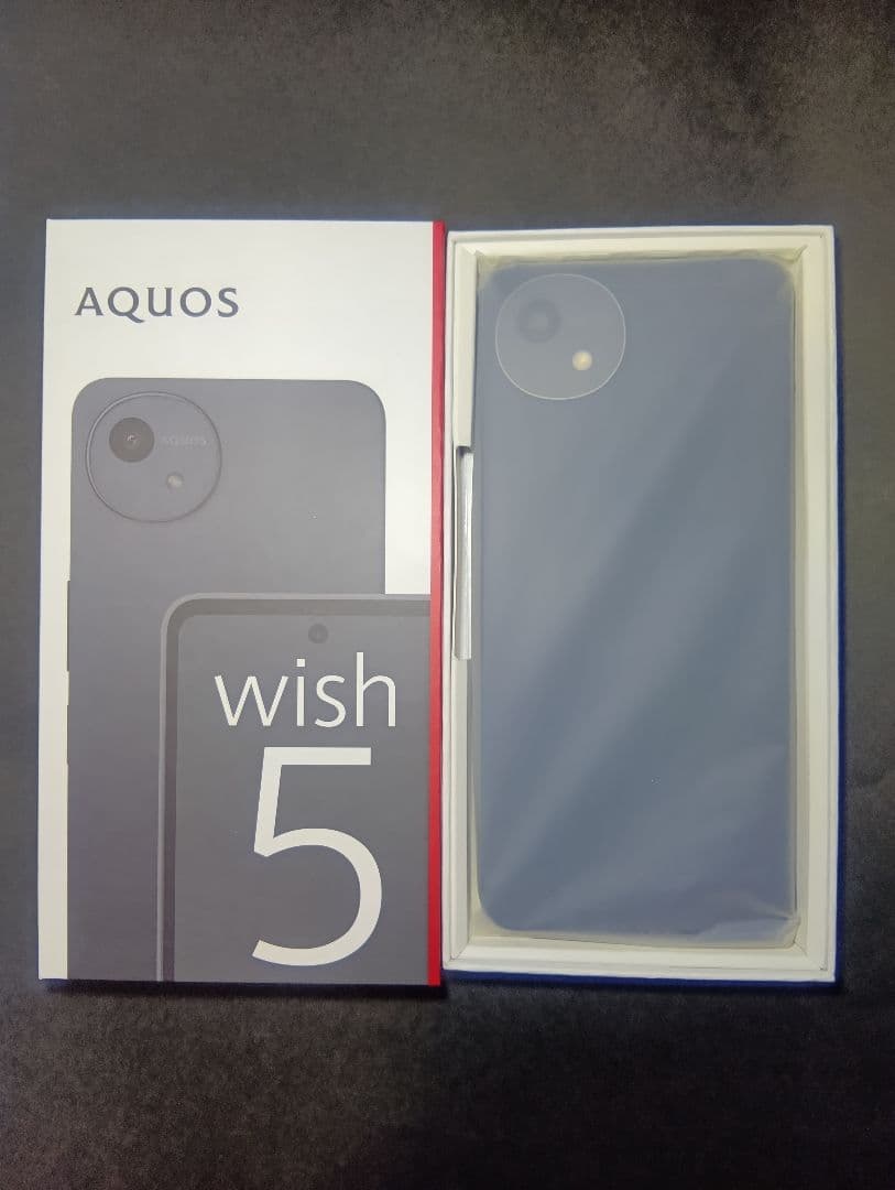 ◆新品未使用◆　DOCOMO　AQUOSWISH５　SH-52F