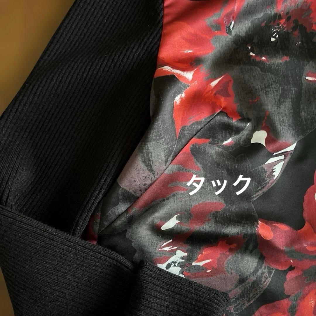 ADORE プルオーバーブラウス　トップス　異素材　光沢花柄プリント＋ニット