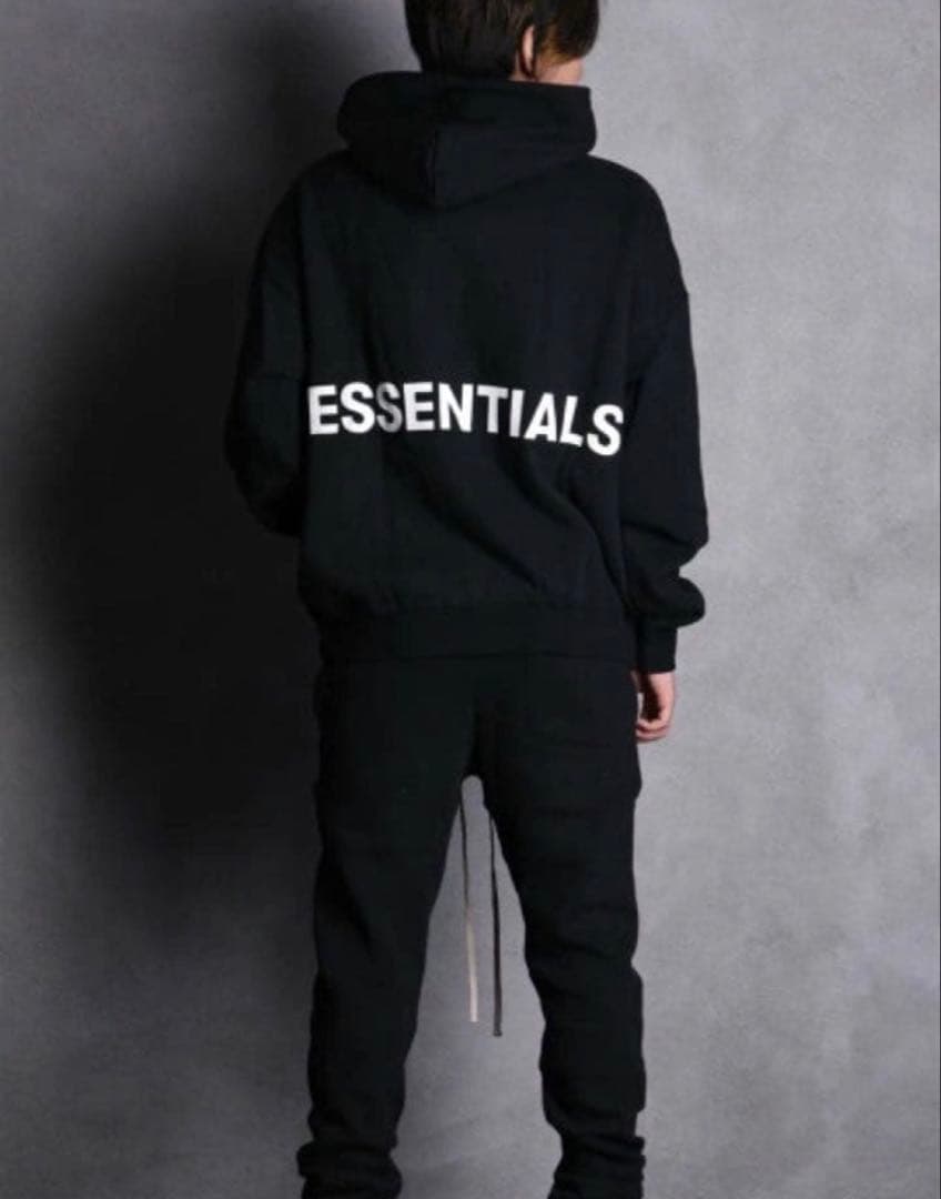 【新品】BOXY LOGO プルオーバーパーカー FOG ESSENTIALS