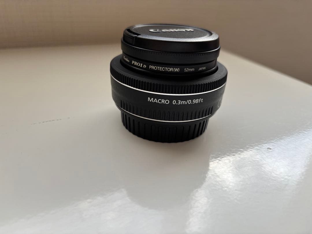 Canon EF 40mm f/2.8 STM レンズ