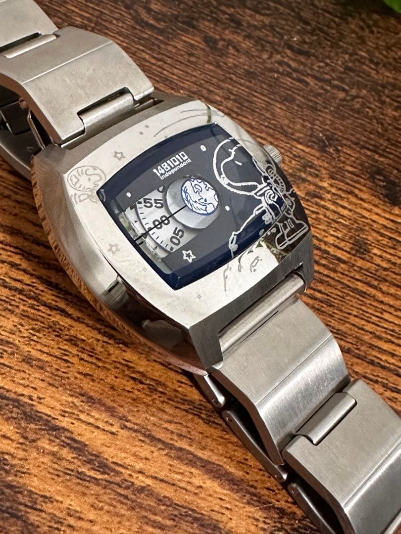 希少　レトロ　Independent SNOOPY 腕時計