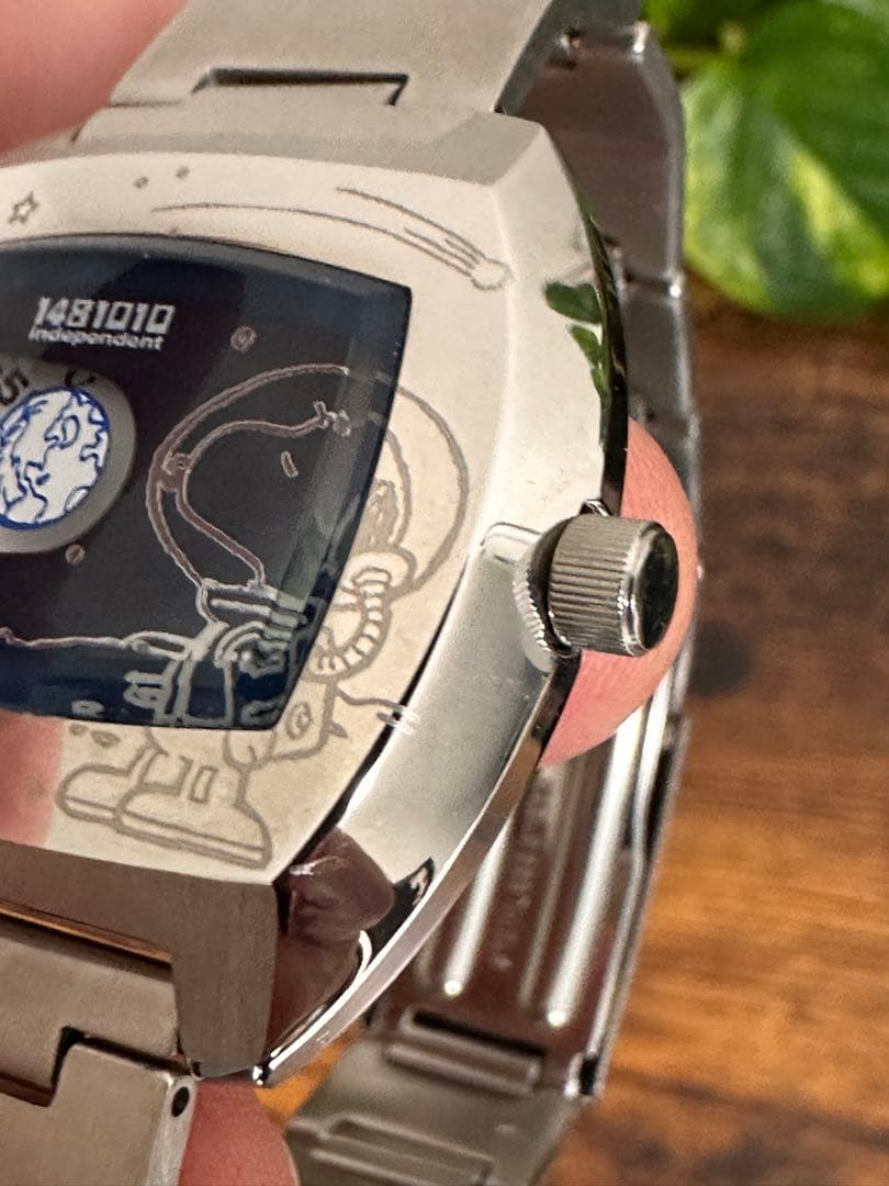 希少　レトロ　Independent SNOOPY 腕時計
