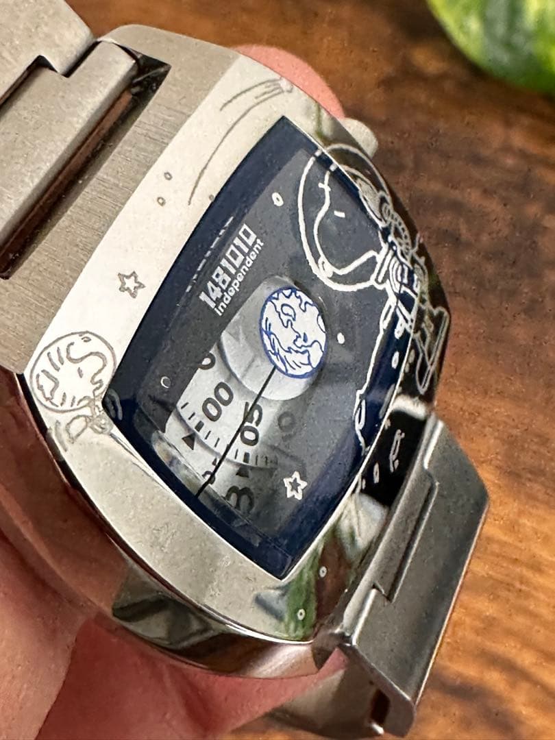 希少　レトロ　Independent SNOOPY 腕時計