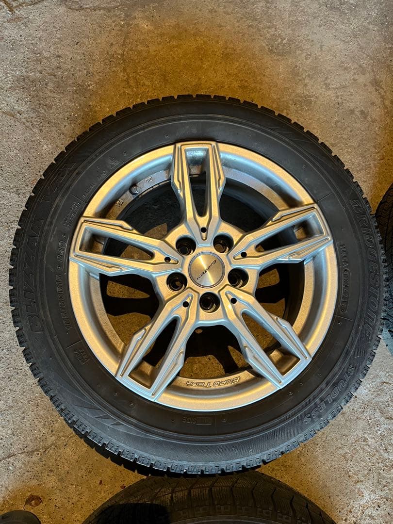 185/60r/15 スタッドレスタイヤホイール付5穴4本セット　ピレリ