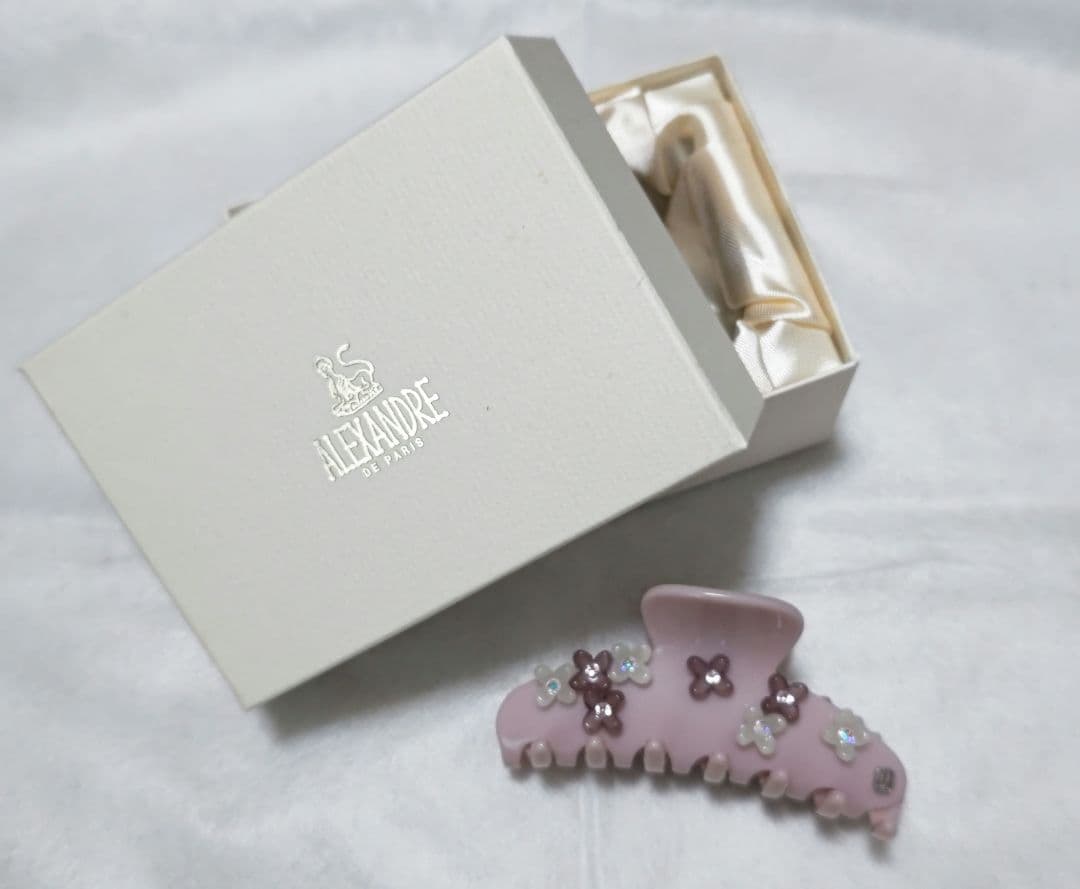 アレクサンドルドゥパリ 花飾り付きバンスクリップ