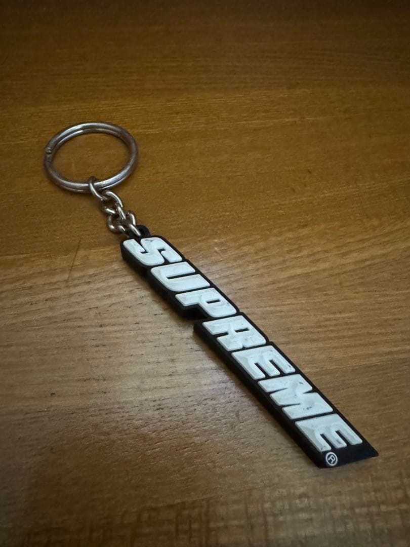 supreme キーホルダー 5個セット