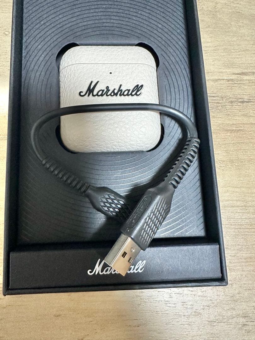【使用1回のみ】Marshall ワイヤレスイヤホン ホワイト