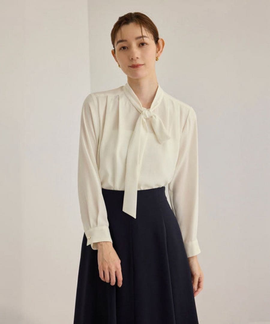 ROPÉ【洗える】ボウタイブラウス
