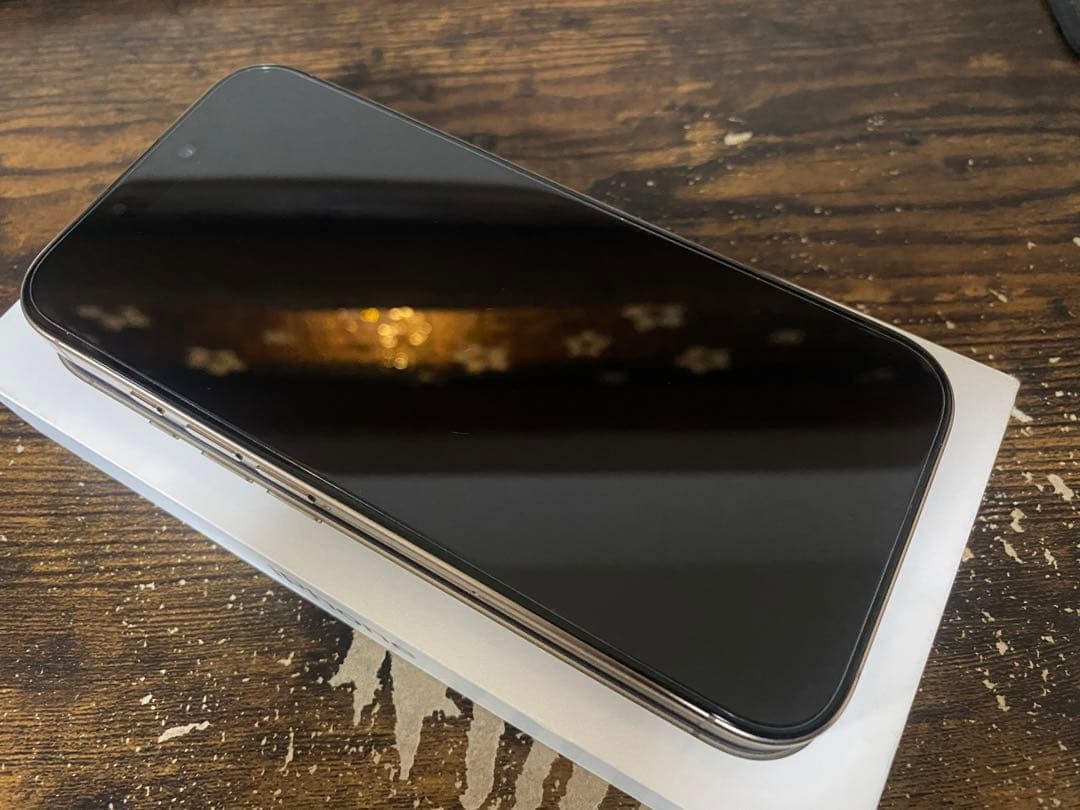 iPhone 16 Pro 256GB - デザートチタニウム - Simフリー