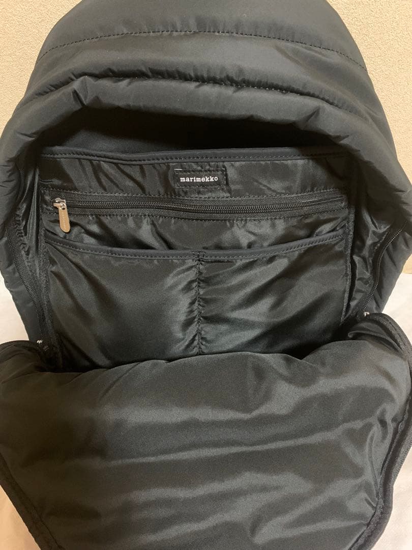 【新品未使用】お値下げ⭐︎marimekko 黒 リュック正規品