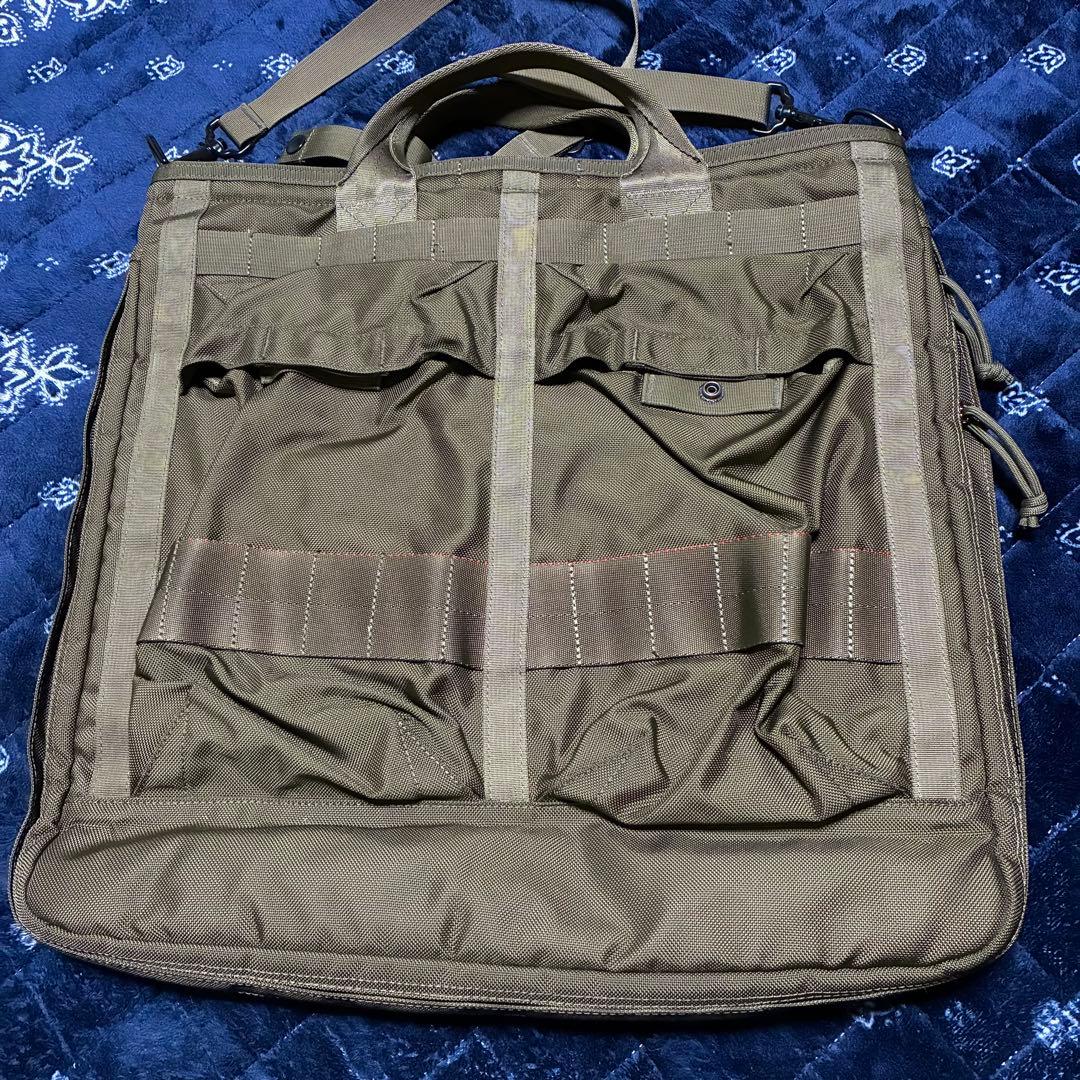 Briefing Cockpit Bag BEAMS オリーブ 極美品