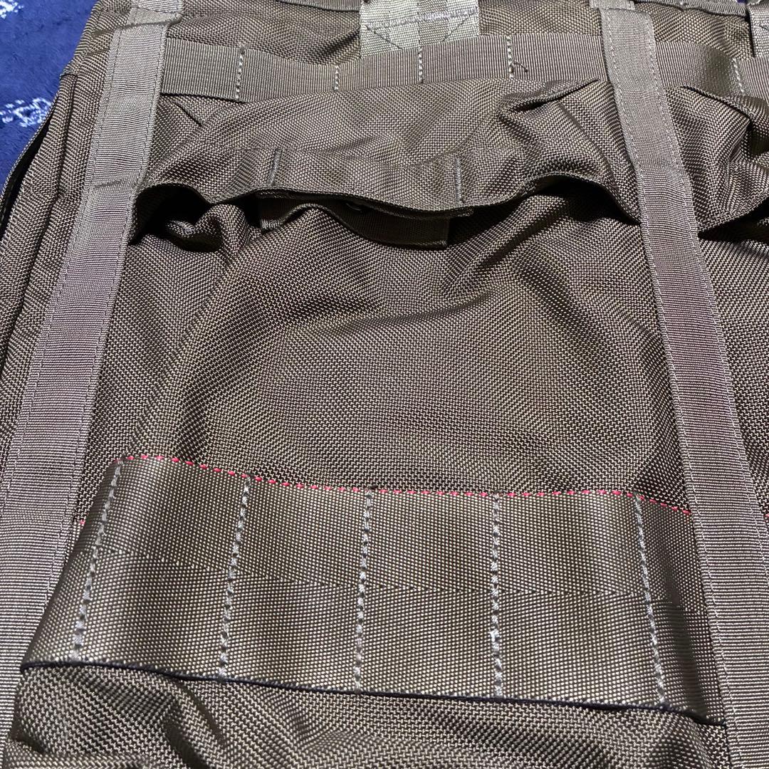 Briefing Cockpit Bag BEAMS オリーブ 極美品