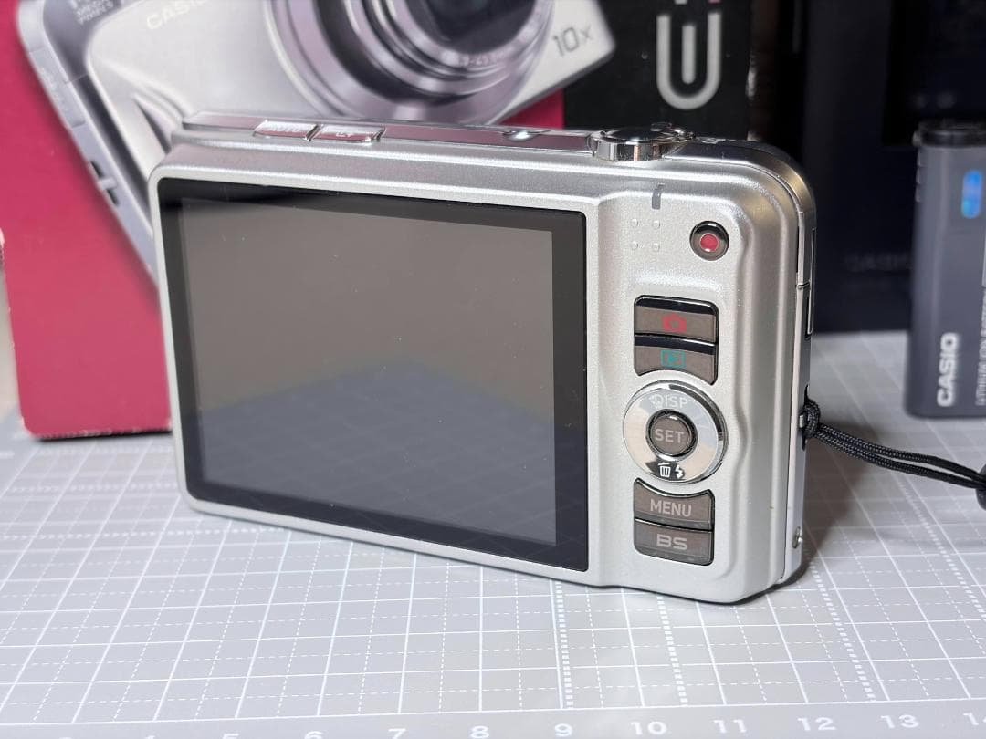 【美品】CASIO EXILIM EX-H15 シルバー 付属品付き