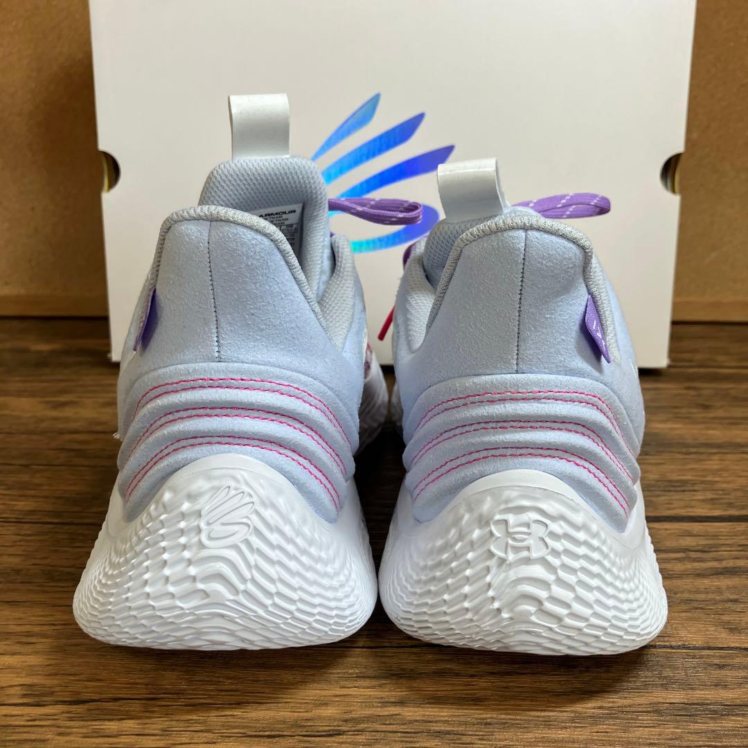 （K26044）★美品★ アンダーアーマー カリー フロー9 27.5㎝