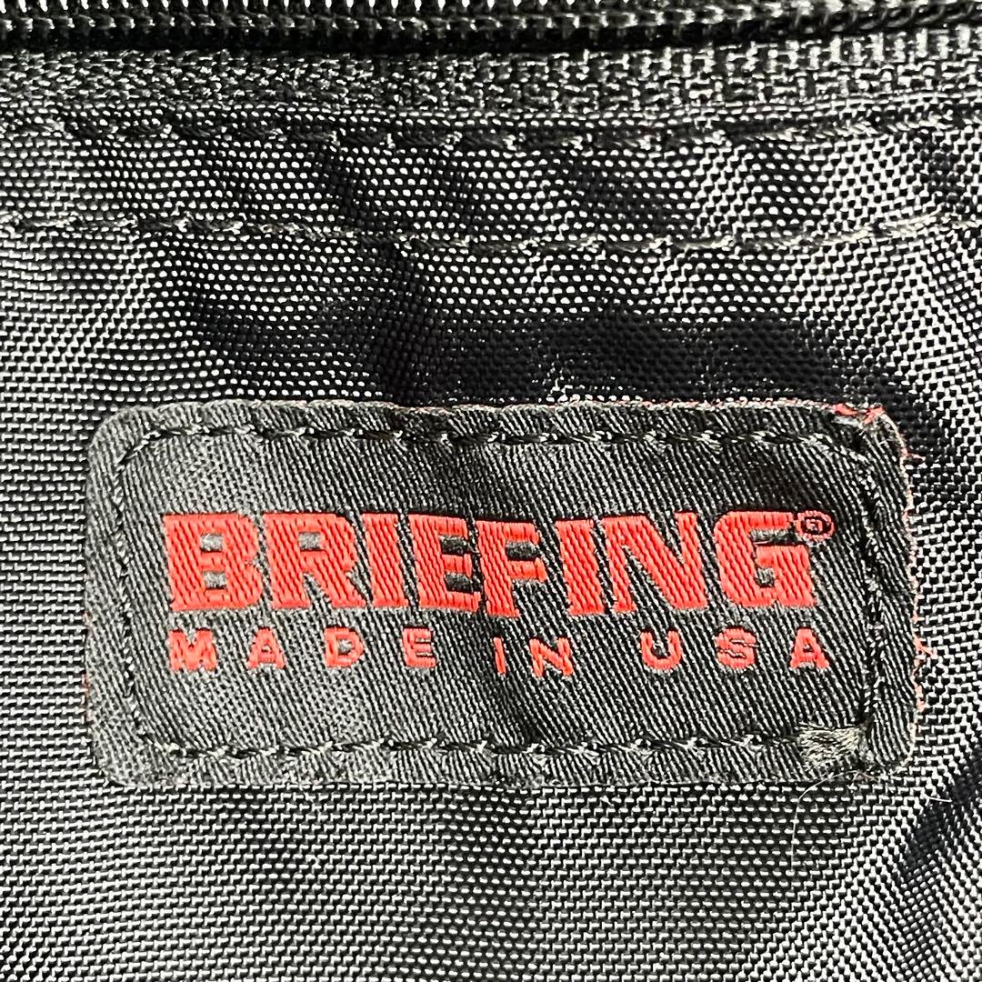 ブリーフィング ビームス コックピットバッグ コラボ 大容量 多機能 A4可 黒