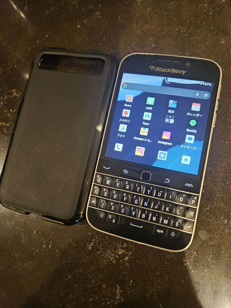 BlackBerry-Q25 zinwa Android14 ブラックケース付