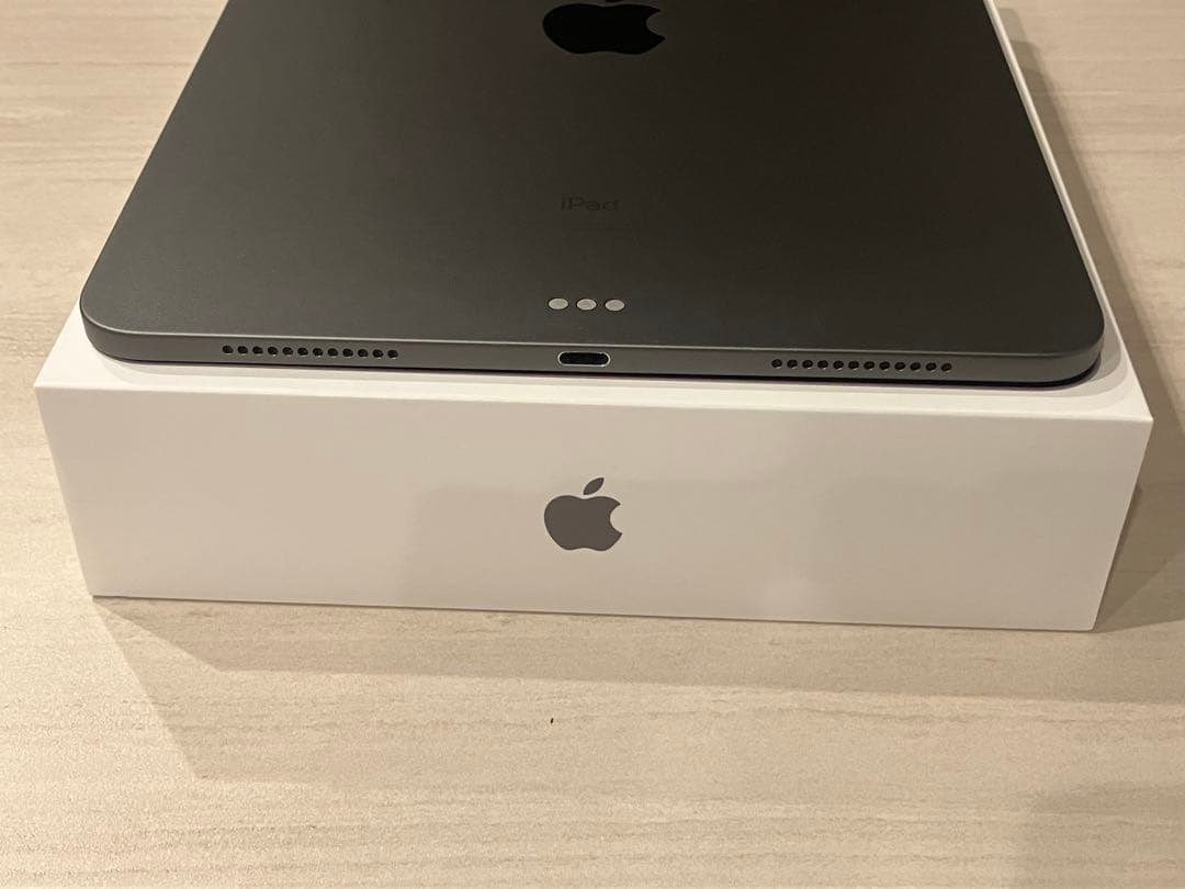 iPad Air (第4世代) 64GB Wi-Fiモデル スペースグレー