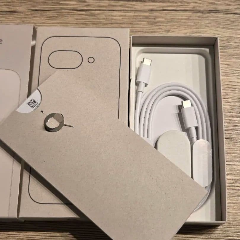 Google Pixel 9a ホワイト 本体