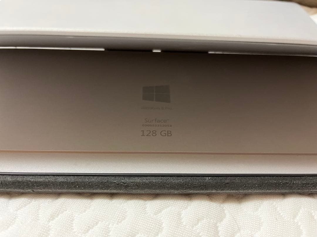【Surface Pro 3】Core i5 / 4GB / SSD 128GB
