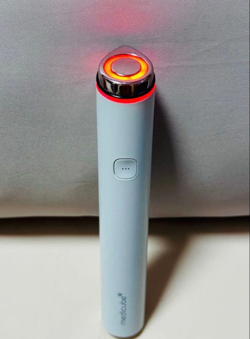 メディキューブ　ミニ　美顔器　medicube
