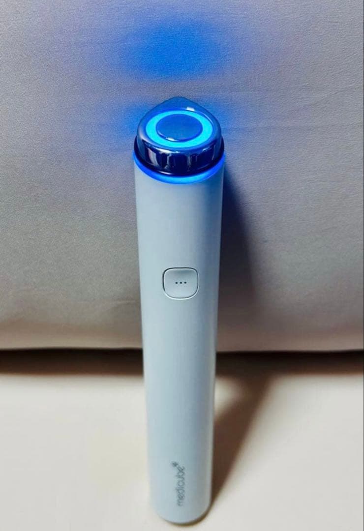 メディキューブ　ミニ　美顔器　medicube