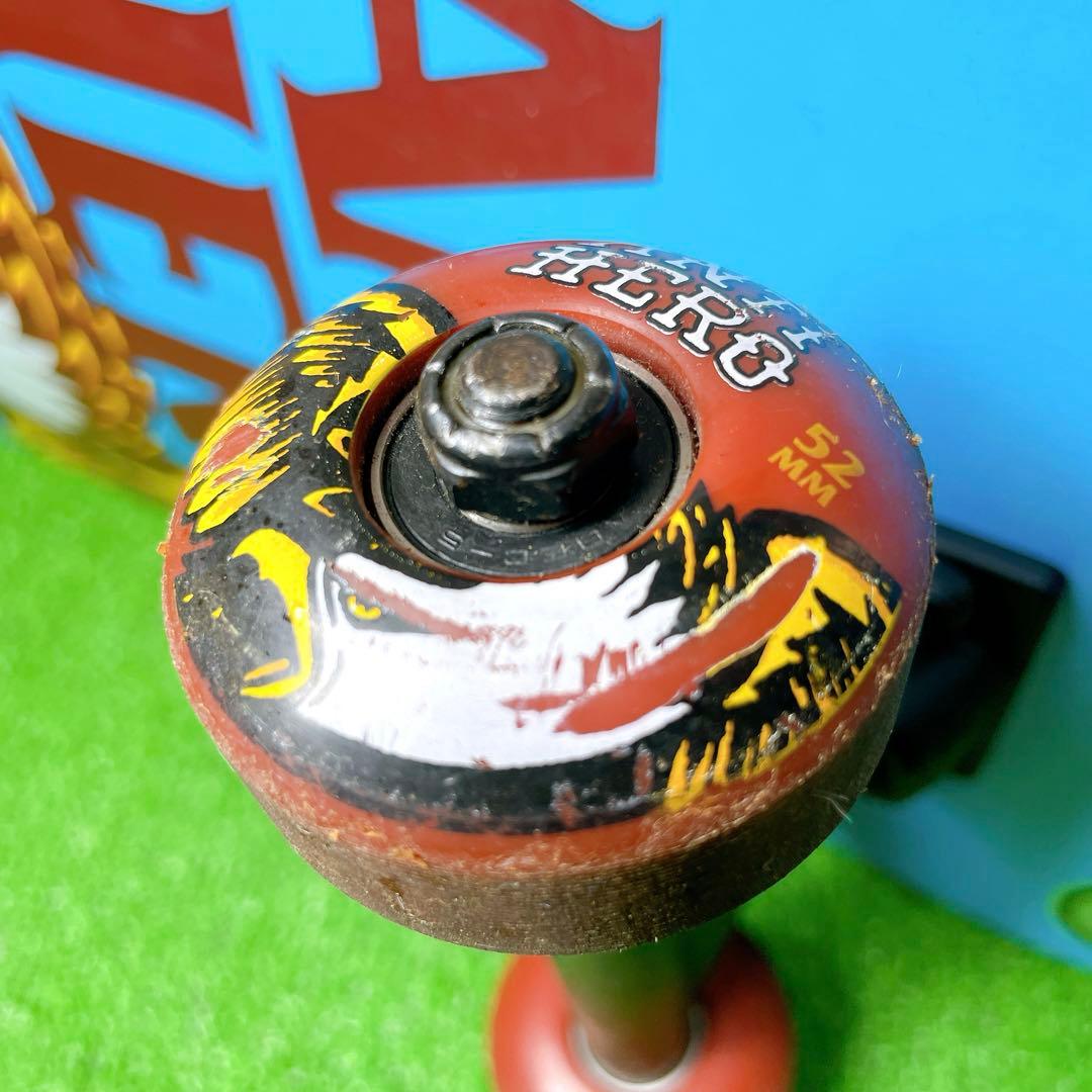 良品！スケートボード　スケボー　アンチヒーロー　7.5