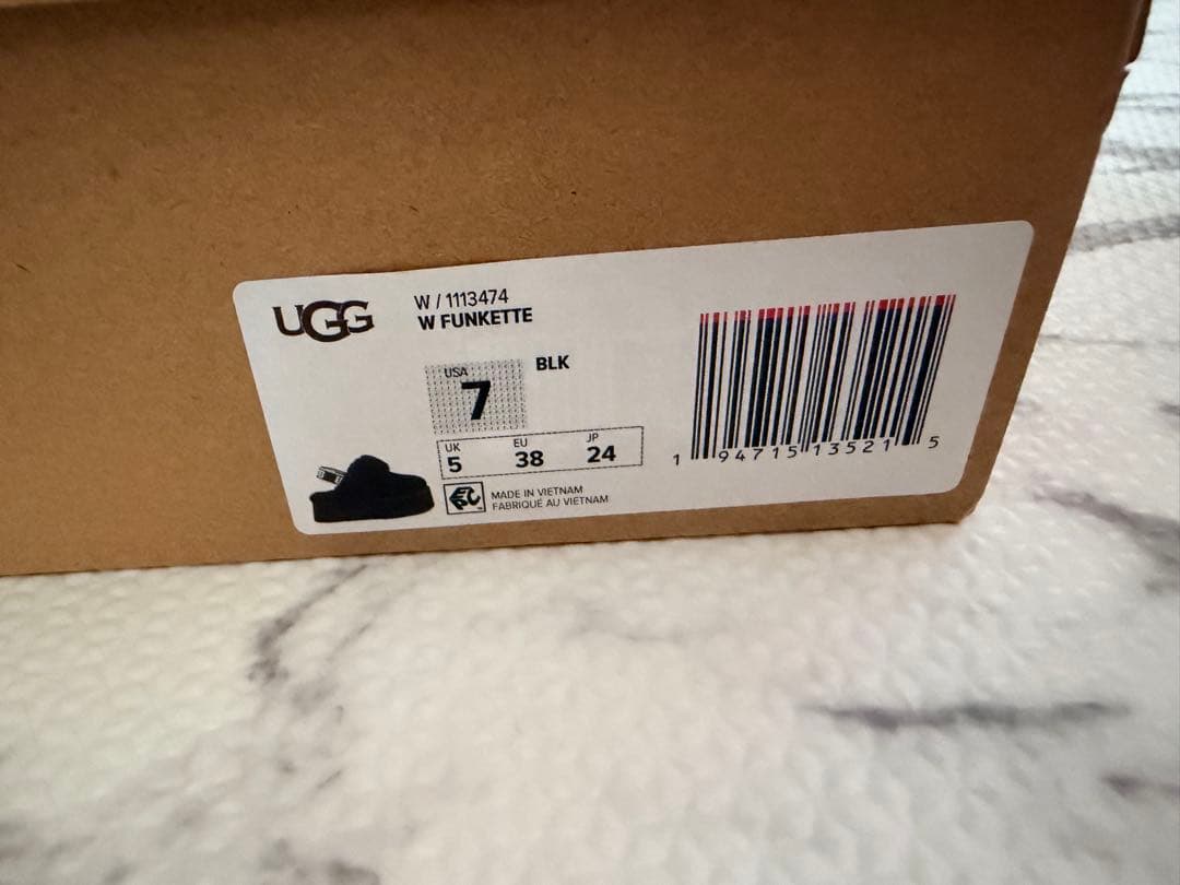 UGG ブラック ファンケット 24センチ