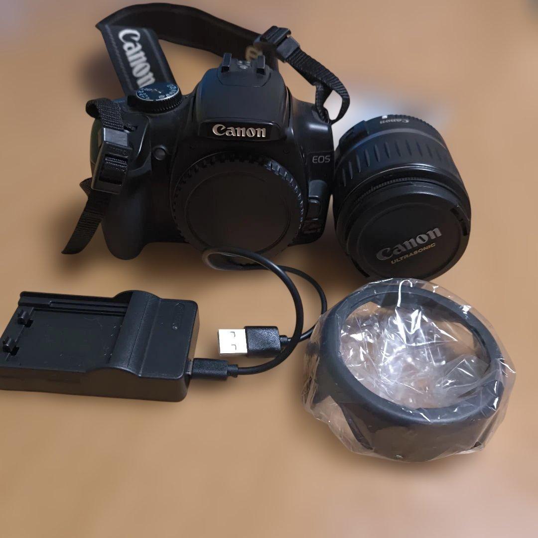 Canon EOS　KISSX デジタル一眼レフカメラ