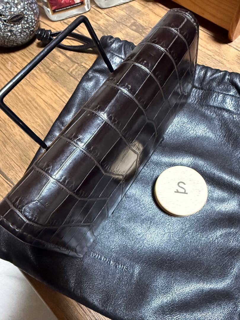 ワイルドスワンズ　ウェイブ　クロコダイル　チョコ