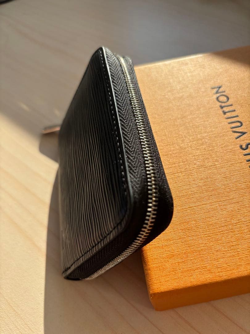 こ*ん様 ヴィトン　ジッピー・ パース